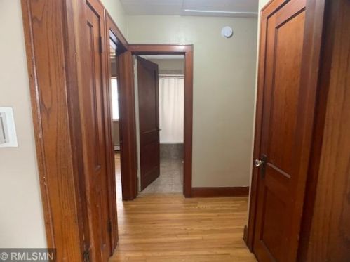 1101 Hudson Rd, Saint Paul MN  55106-6107 exterior