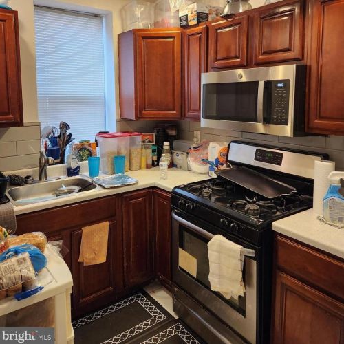 1637 61 St, Philadelphia PA 19151-3929 exterior