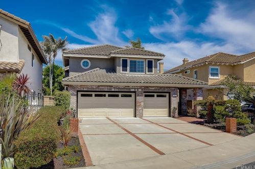 4878 Alcamo Ln, Cypress, CA 90630-3561