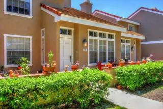 26 Georgetown, Irvine CA  92612-2670 exterior