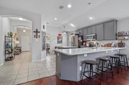 10716 Ambling Trl, Fort Worth TX  76108-6943 exterior