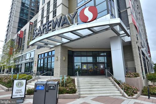 1121 University Blvd, Silver Spring MD 20902-3356 exterior