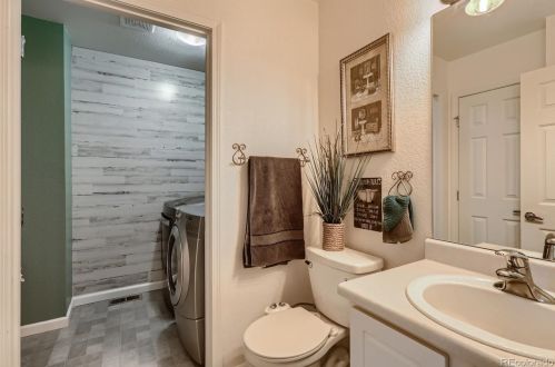 17022 Wyoming Dr, Denver CO 80017-5295 exterior