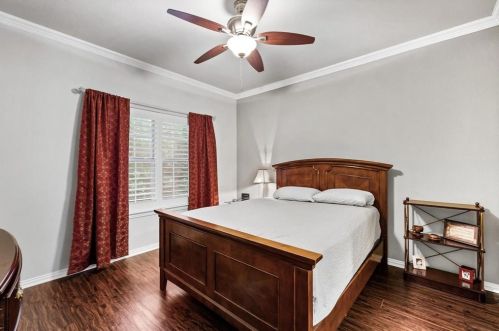 2402 Southlake Ct, Irving TX 75038-5654 exterior