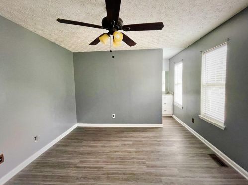 3524 Ashley Station Dr, Marietta GA  30008-6080 exterior