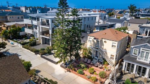 413 5th St, Manhattan Beach, CA 90266-5713