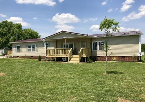 614 Ferrells Loop Rd, Beechgrove, TN 37018-3607