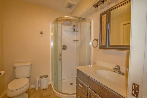 31 Wells Rd, Granby CT  06035-1604 exterior