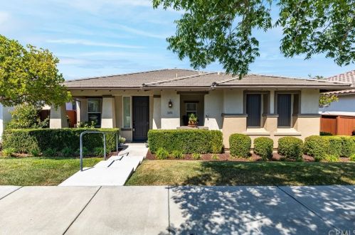2656 Alameda Dr, Lake Nacimiento, CA 93446-7134