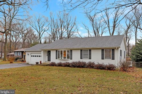 164 Ashley Dr, Shepherdstown WV  25443-4617 exterior