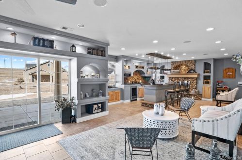 601 Coyote Trl, Elizabeth CO 80107-8597 exterior