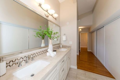 15192 Touraine Way, Irvine CA  92604-3150 exterior