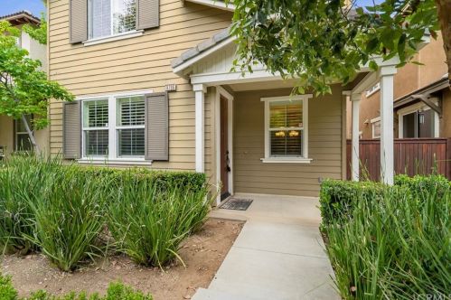 8786 Gael Ln, Riverside, CA 92503-5796