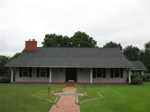 1822 Fairway St, Farelly Lake, AR 72160-6302
