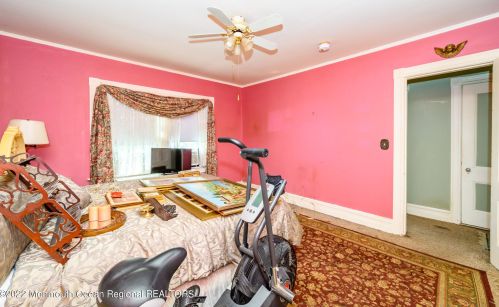 176 Hudson Ave, Tinton Falls NJ 07701-2140 exterior