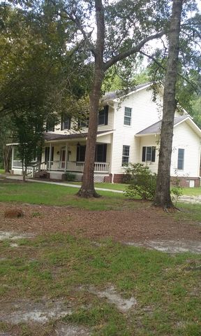2020 Plantation Pointe Dr, Statesboro, GA 30461-7058