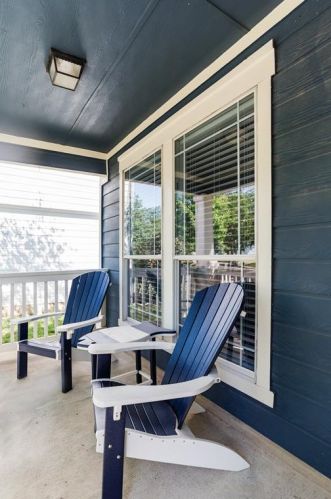 532 Sampson, Uhland TX  78640-5264 exterior