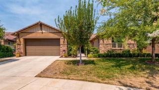 3287 Dennis Ave, Clovis, CA 93619-5104