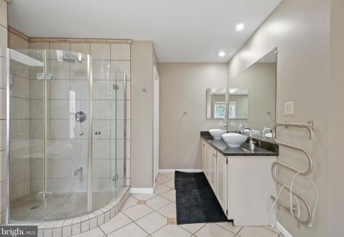 715 Brandon Grn Dr, Silver Spring MD 20904-3568 exterior