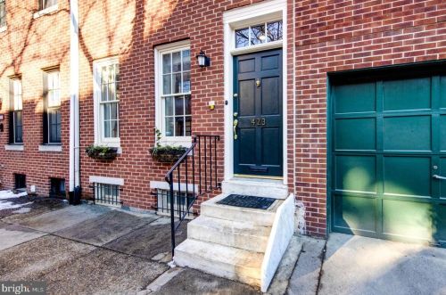423 16 St, Philadelphia PA  19146-1657 exterior