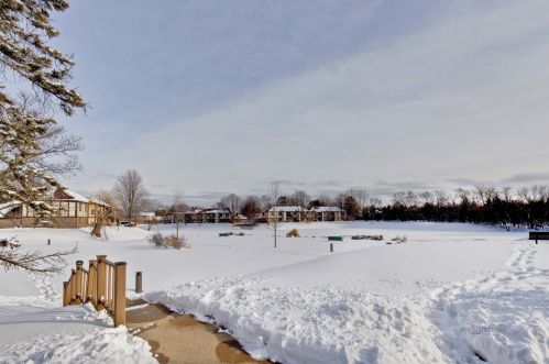 1500 Harbour Dr, Wheeling IL  60090-5438 exterior