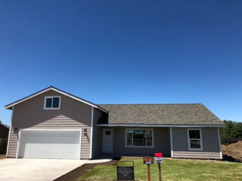 719 Scenic Loop, Culver, OR 97734-9571