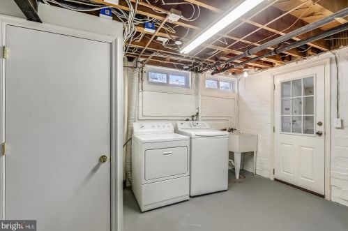 1903 Stratton Rd, Silver Spring MD 20910-1739 exterior