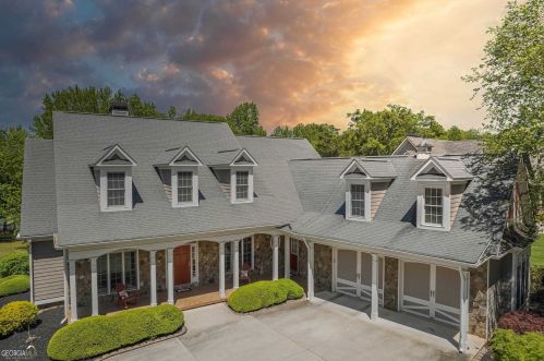 17 Yorkshores Ln, Hartwell, GA 30643-6470