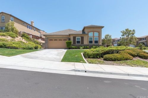 16383 Ridge Field Dr, Riverside, CA 92503-0240