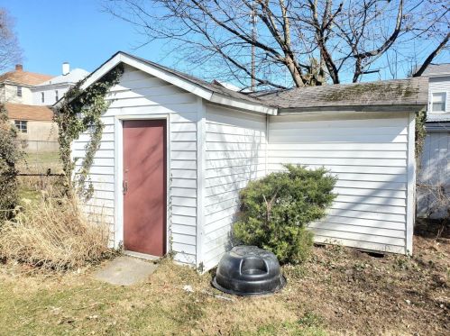 3720 Carson Ave, Cincinnati OH  45211-4610 exterior