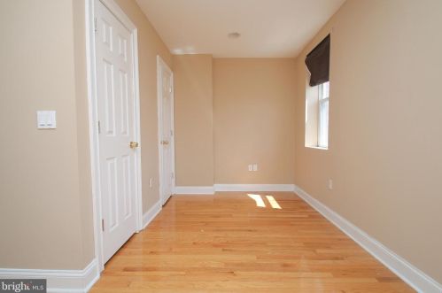 1838 10th St, Philadelphia PA 19148-2317 exterior