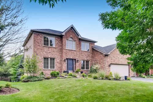 3608 Bluejay Ln, Naperville, IL 60564-8333