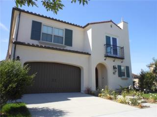 47 Mapleton, Irvine CA  92620-3553 exterior