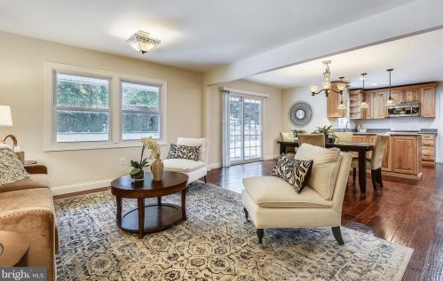 810 Burnt Mills Ave, Silver Spring MD 20901-4506 exterior