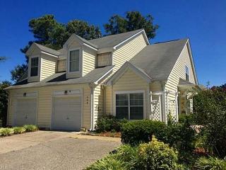 308 Dorothy Dr, Yorktown, VA 23692-5701