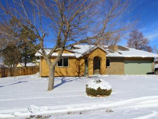 751 Lewiston St, Denver, CO 80011-4538