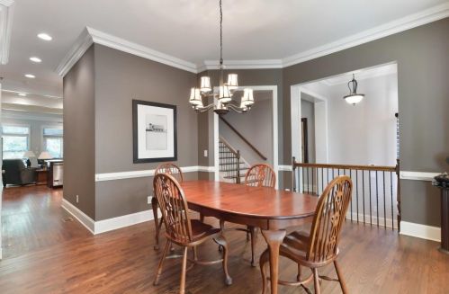 651 Lockton Pl, Atlanta GA  30342-5044 exterior