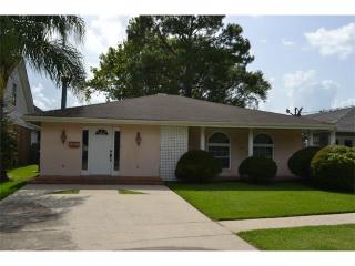 3708 Lake Villa Dr, Metairie LA  70002-4332 exterior