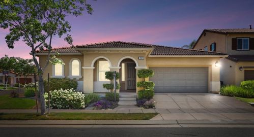 834 Museo Dr, Tracy, CA 95391-1289