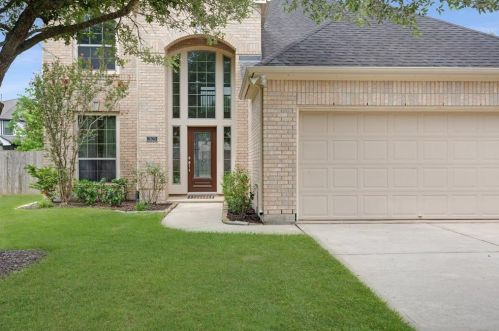 2823 Everhart Terrace Dr, Fresno, TX 77545-6053
