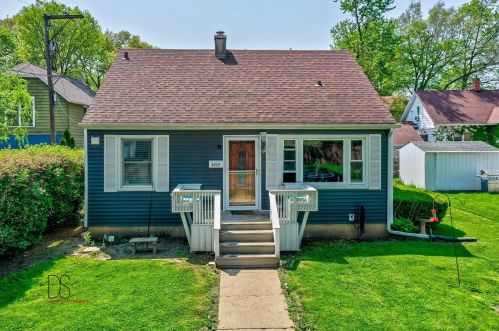 1717 Clinton St, Ottawa, IL 61350-1459