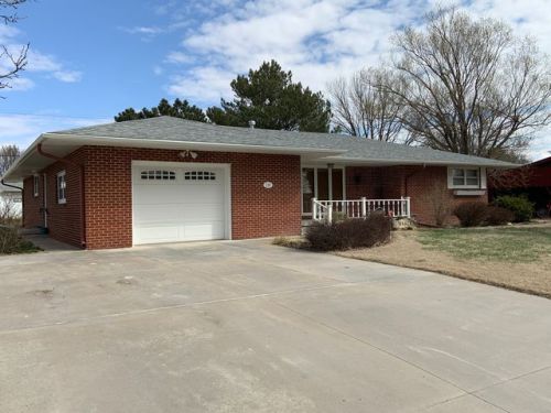 210 9th St, Codell, KS 67663-3503