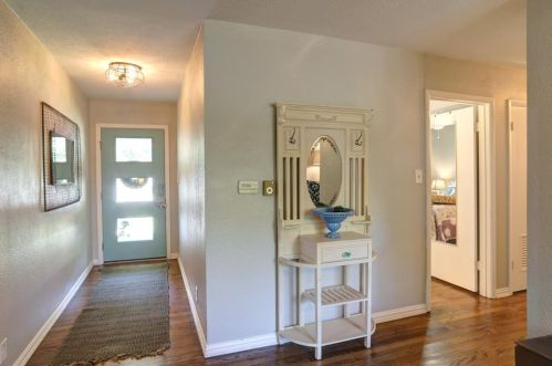 4633 Selkirk Dr, Fort Worth TX  76109-5243 exterior