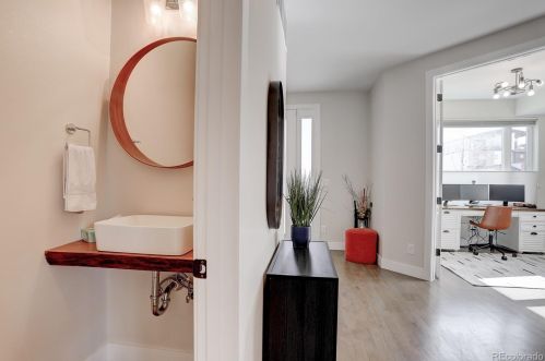 2755 Acoma St, Englewood CO  80110-1503 exterior