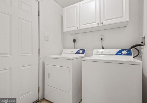445 Duke St, Lancaster PA  17602-4205 exterior