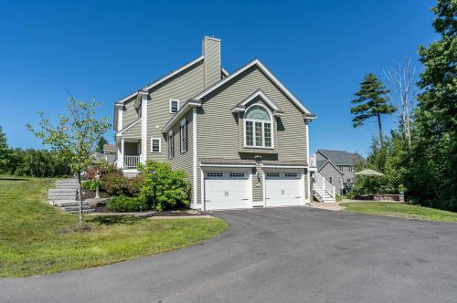 10 Granite Ln, Chester, NH 03036-4345