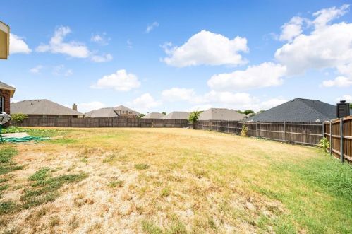 1306 Casino Ct, Midlothian, TX 76065-8856