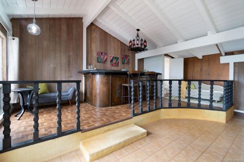 1015 Wainiha St, Honolulu HI  96825-2725 exterior