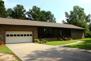 909 36th St, Tifton, GA 31794-1522