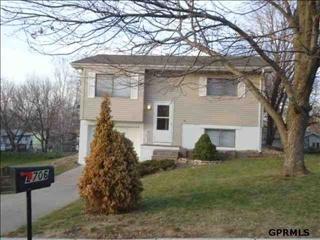 2706 Bryan Ave, Bellevue, NE 68005-2867
